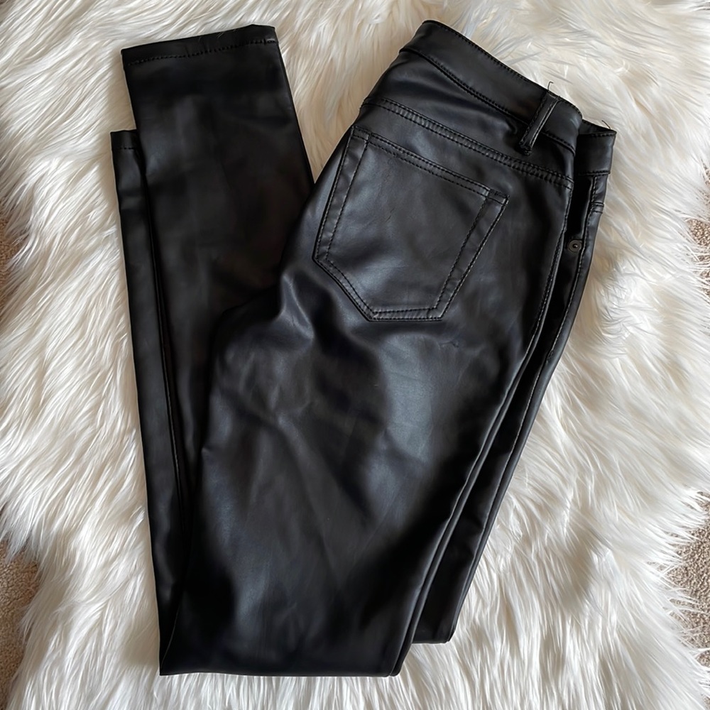 Forever 21 faux black leather pants size 27